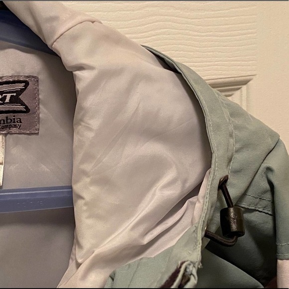 Women’s Small light green and white Columbia Convert ski snowboard jacket - Picture 10 of 12